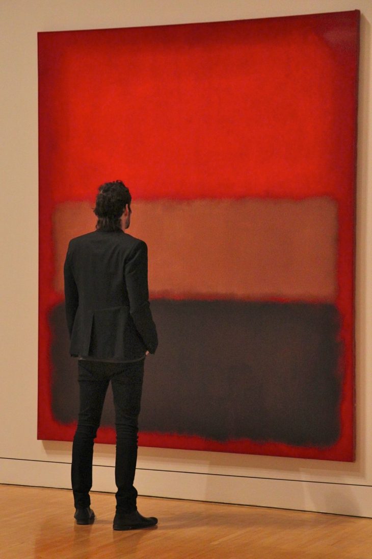 El color como experiencia absoluta: el poder silencioso del Color Field Painting