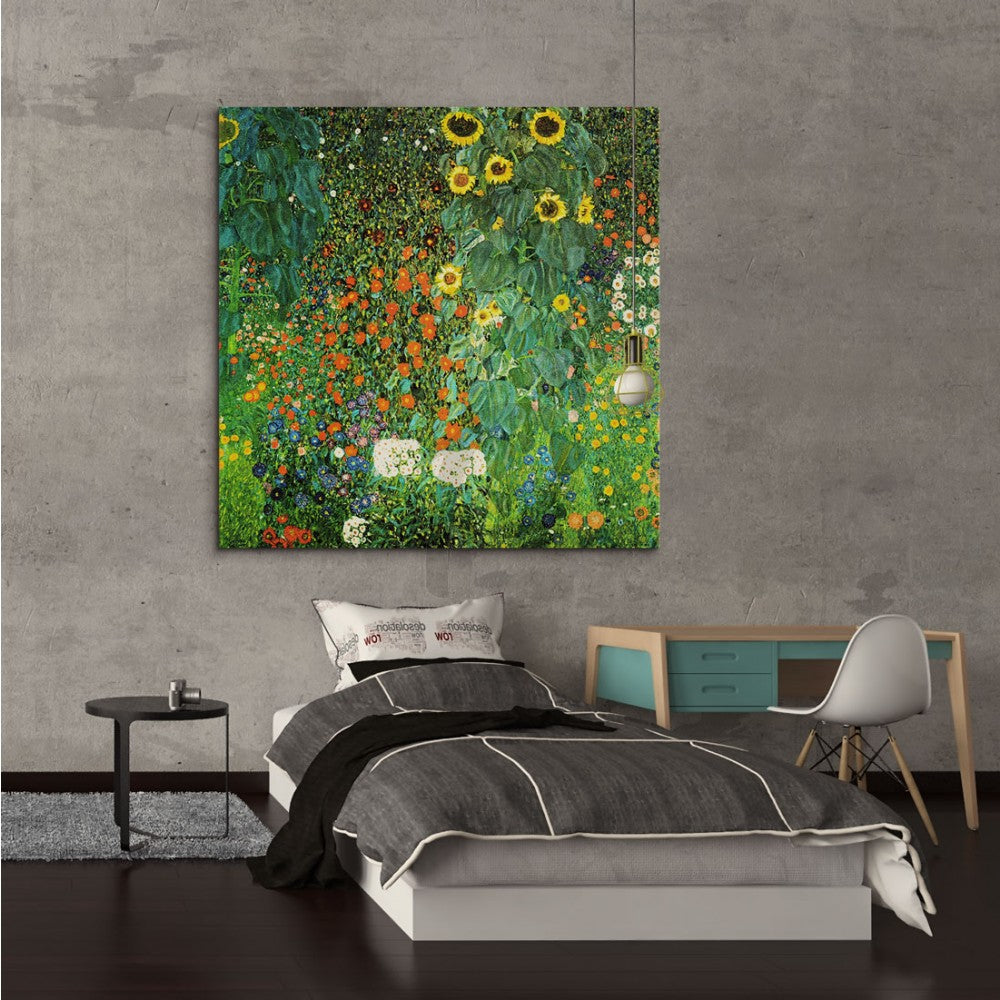 Granja Garden med solrosor