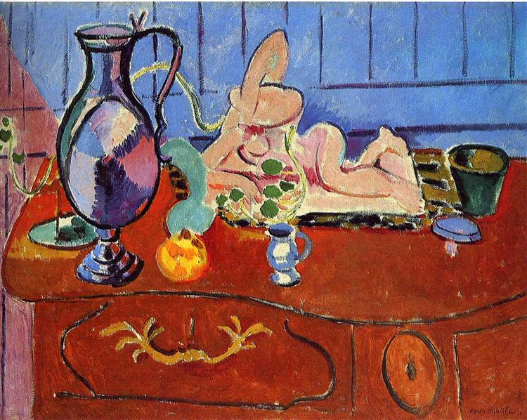 Nature morte avec pichet en étain et statuette rose 1910