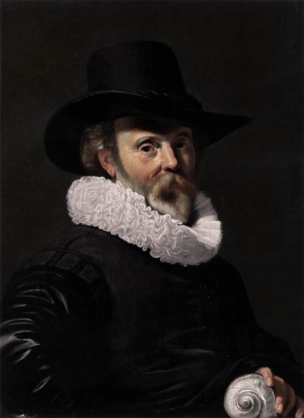 Portret van een man met een schelp