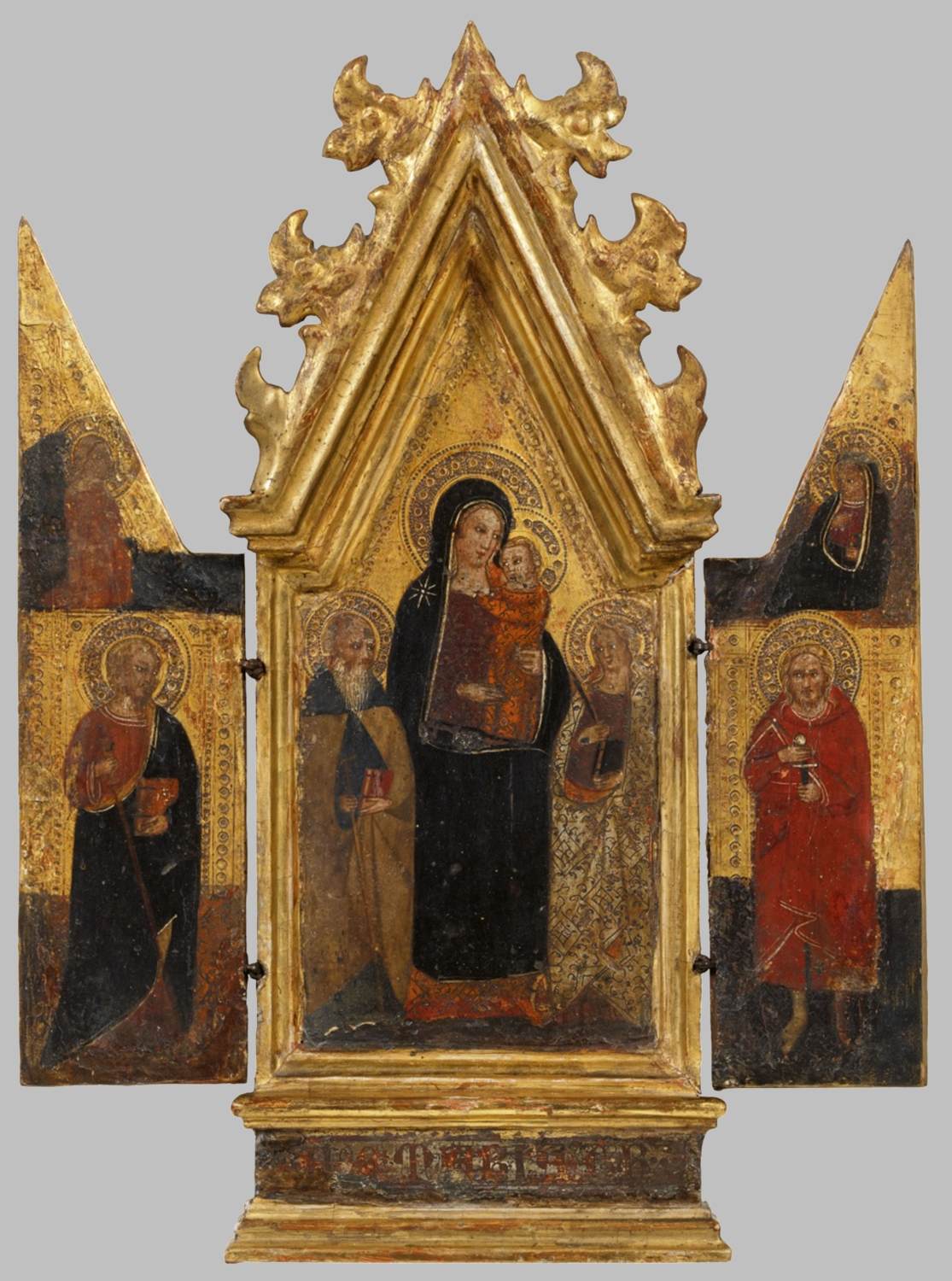 Triptyque de la vierge avec un enfant