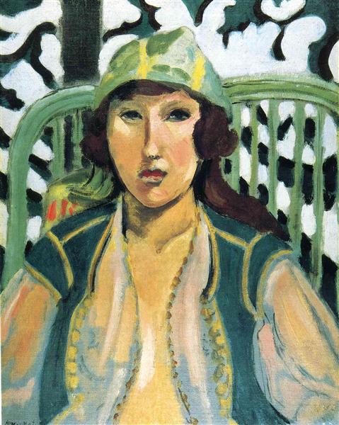 Femme avec robe orientale 1919 