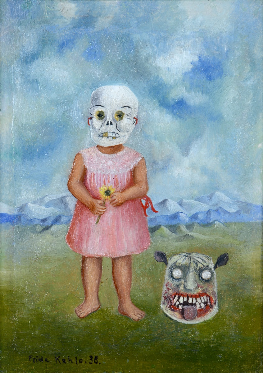 Garota com máscara mortuária (ela brinca sozinha)