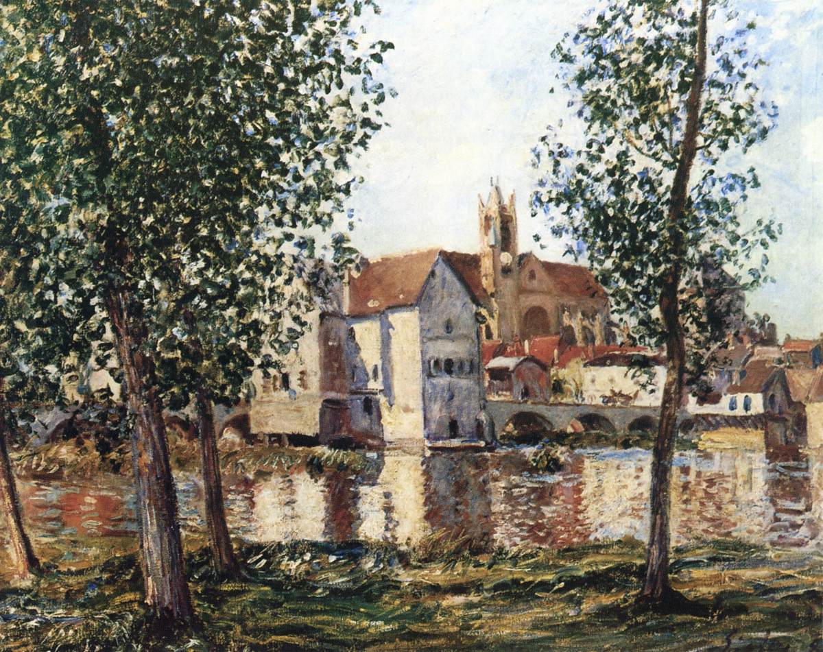 Moret-sur-loing i morgensolen