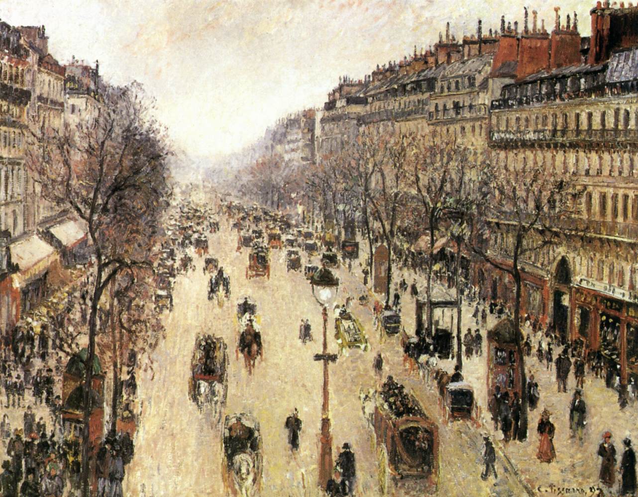 Montmartre Boulevard an einem bewölkten Morgen