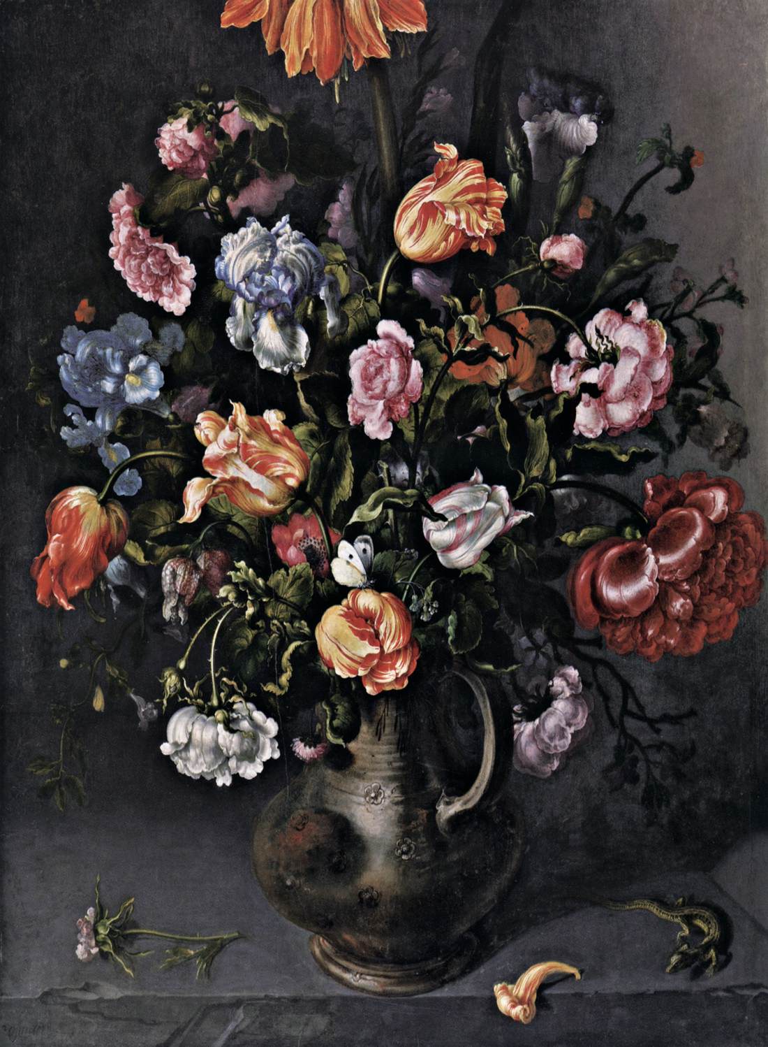 Un vase avec des fleurs