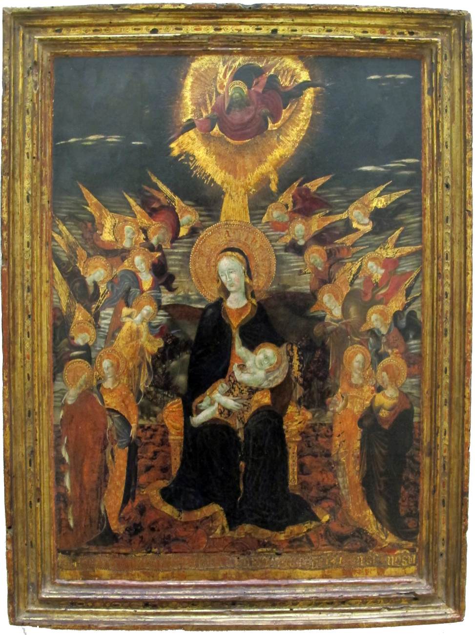 La vierge et l'enfant avec des anges